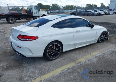 2022 Mercedes-Benz C 300 Coupe z USA, uszkodzony, nr VIN W1KWJ8DB6NG115482